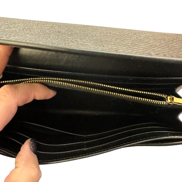 Celine Large Flap Wallet In Grained Calfskin Black - Picture 7 of 16